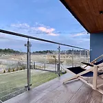 Marea Salazar Debina Appartement
