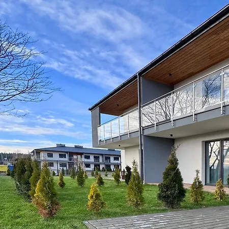 Marea Salazar Dębina *