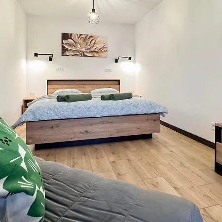 Apartament Marea Salazar Dębina