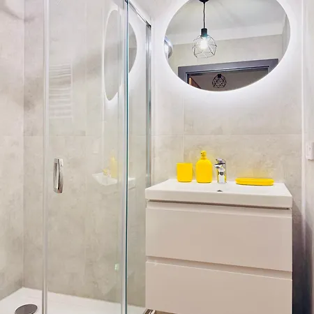 Marea Salazar Dębina Debina (Ustka)