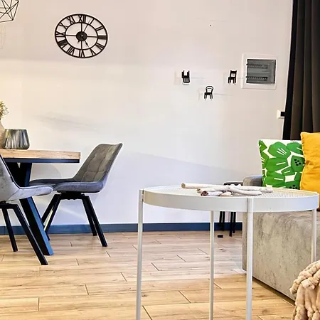 Apartament Marea Salazar Dębina