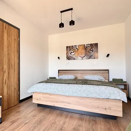 Apartment Marea Salazar Debina *