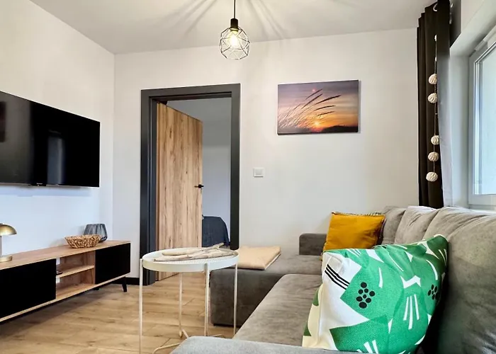 Marea Salazar Debina Apartment *