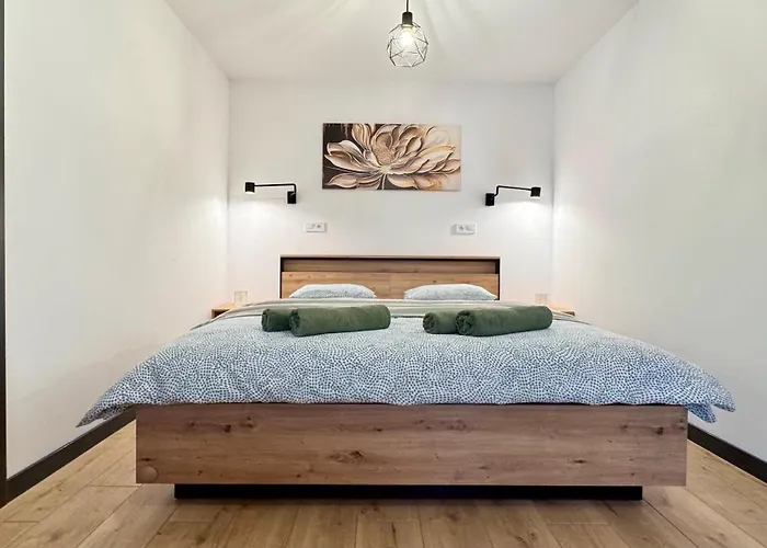 Marea Salazar Debina Apartment *